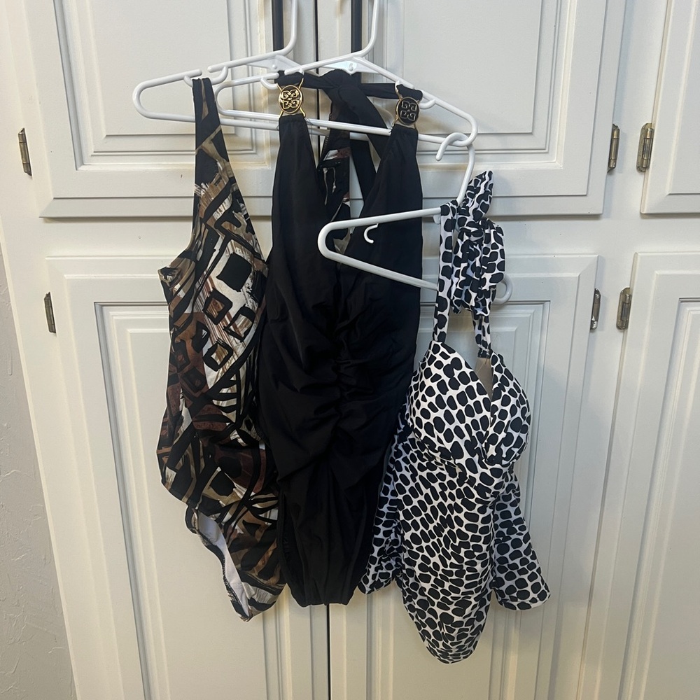 Magic Suit Miraclesuit black white brown one pieces and tankini size 8